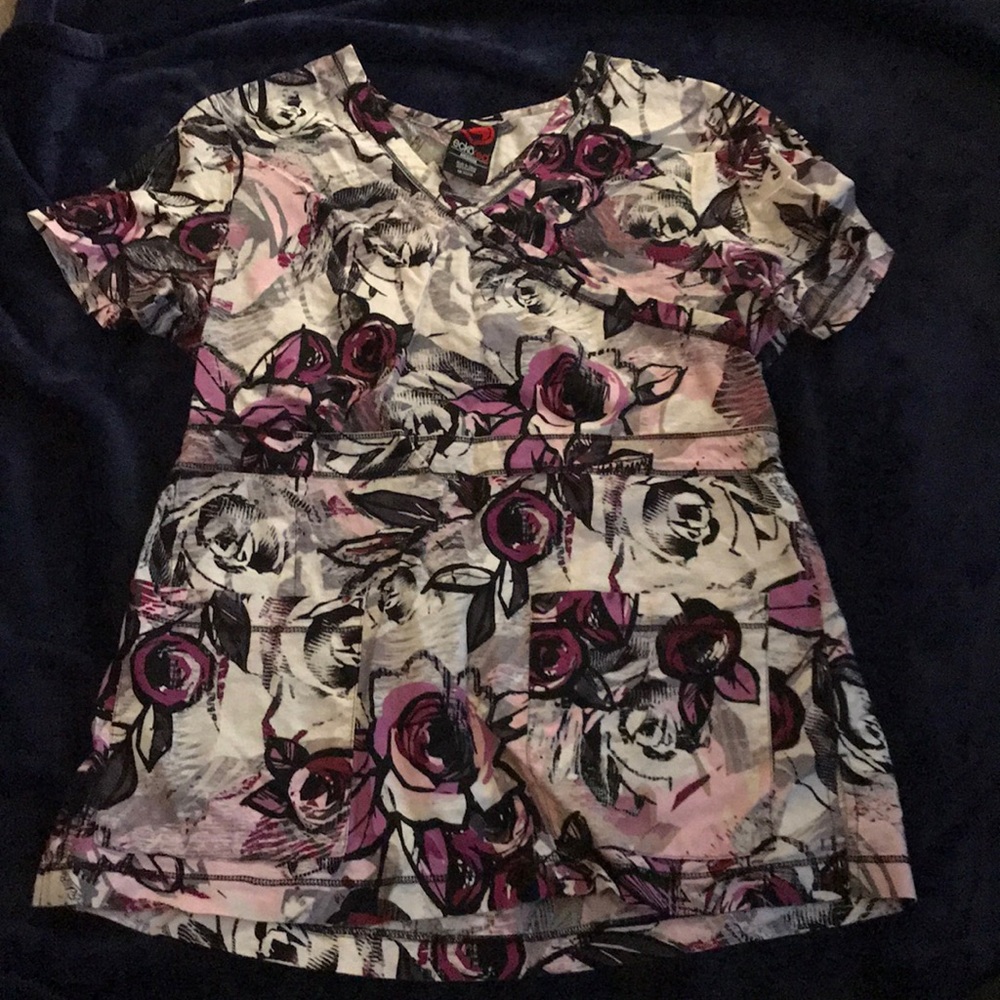 Scrub top